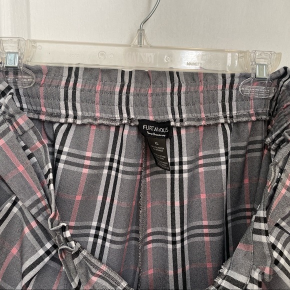 BELTED, PULL ON, ELASTIC BACK WAIST, STRAIGHT LEG, PAPER BAG PANTS. LIKE NEW! - Picture 8 of 13